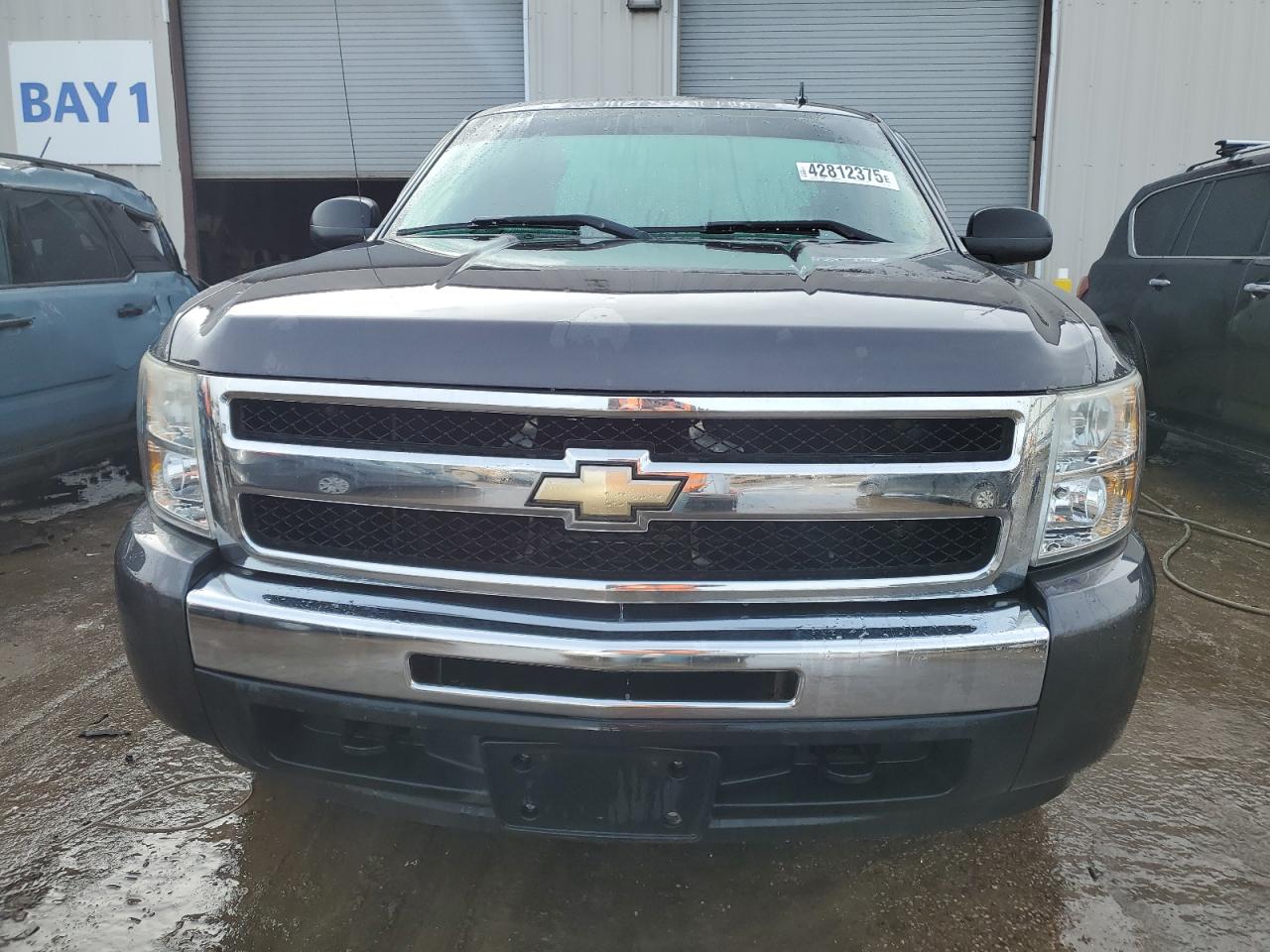 2010 Chevrolet Silverado - Image 5