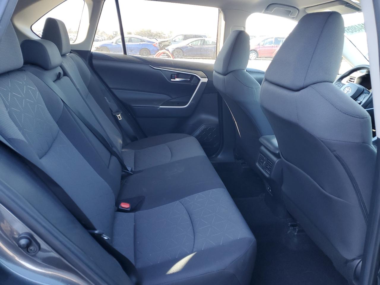 2021 Toyota RAV 4 - Image 11