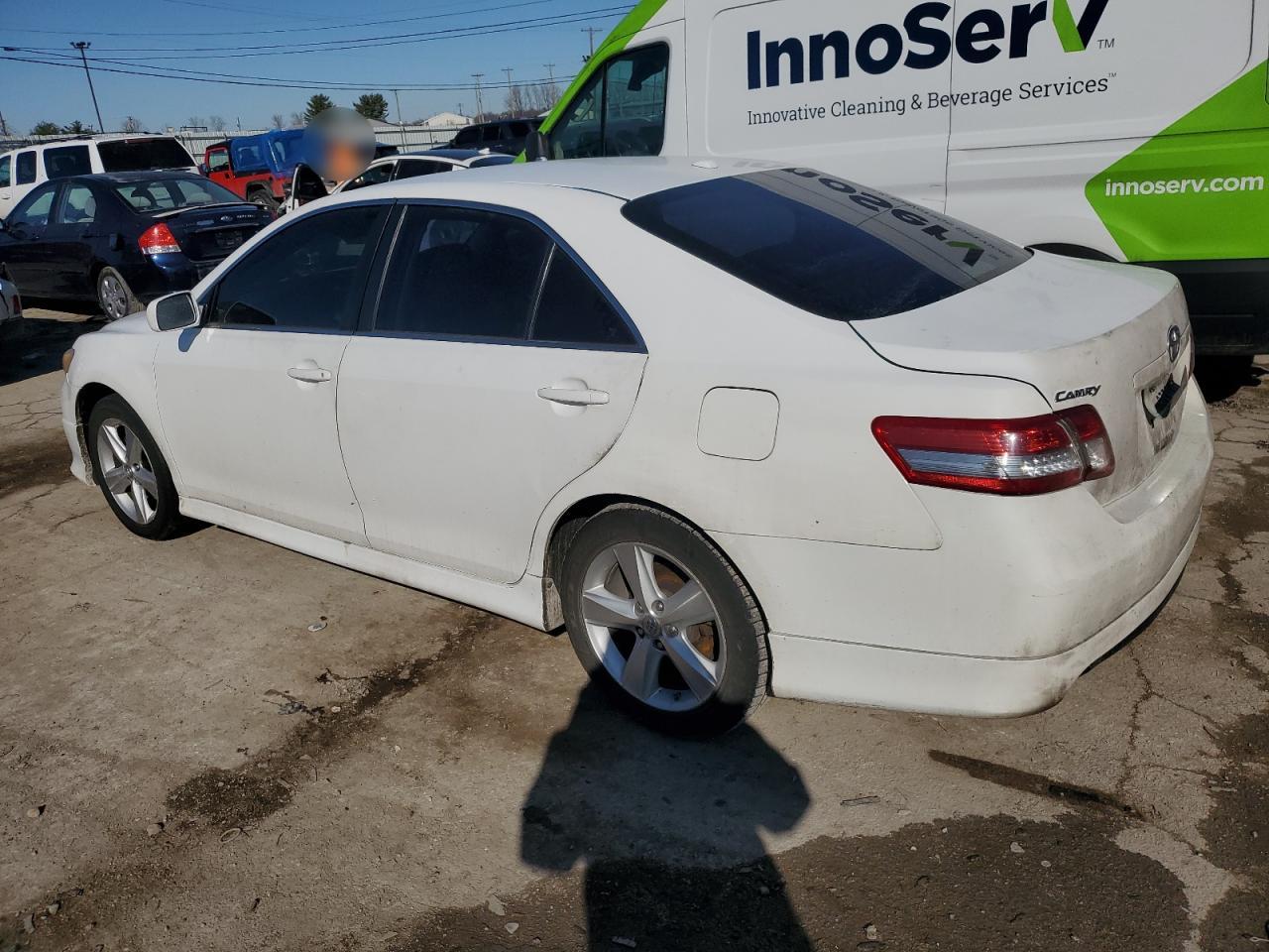 2010 Toyota Camry - Image 2