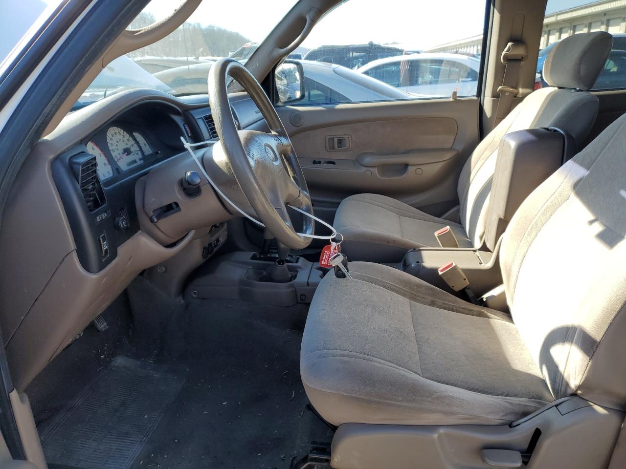 2002 Toyota Tacoma - Image 7