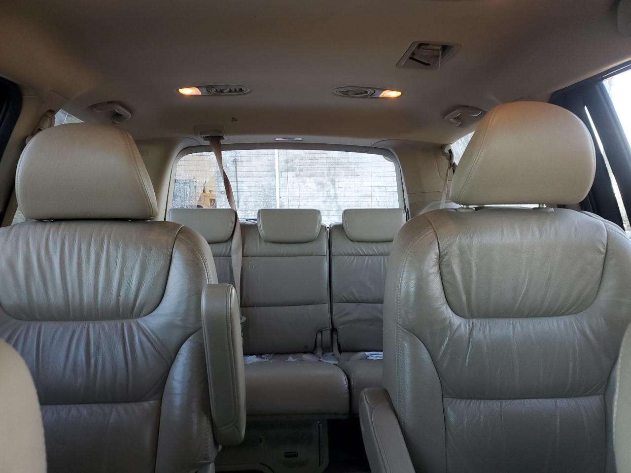 2007 Honda Odyssey - Image 10