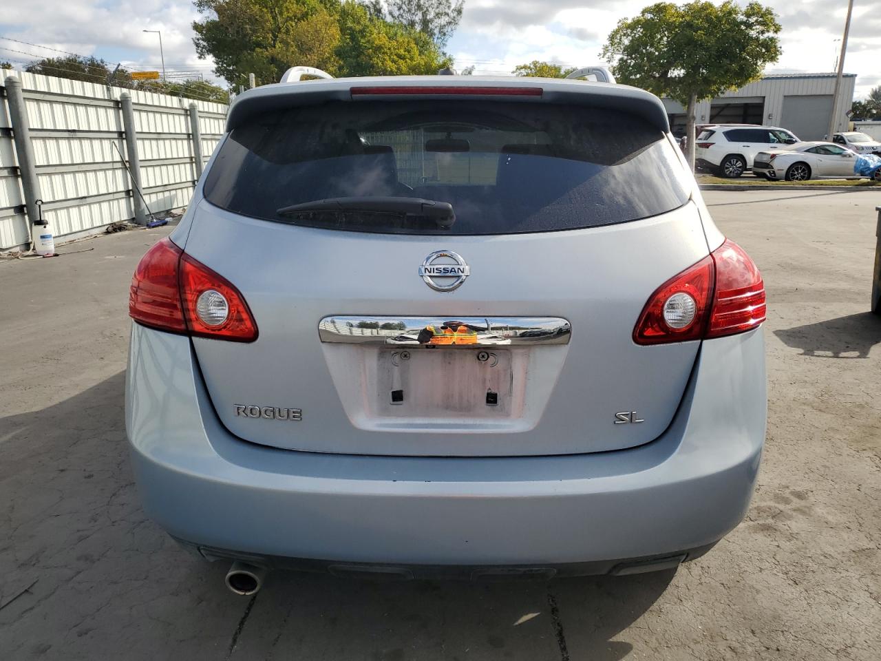 2011 Nissan Rogue - Image 6