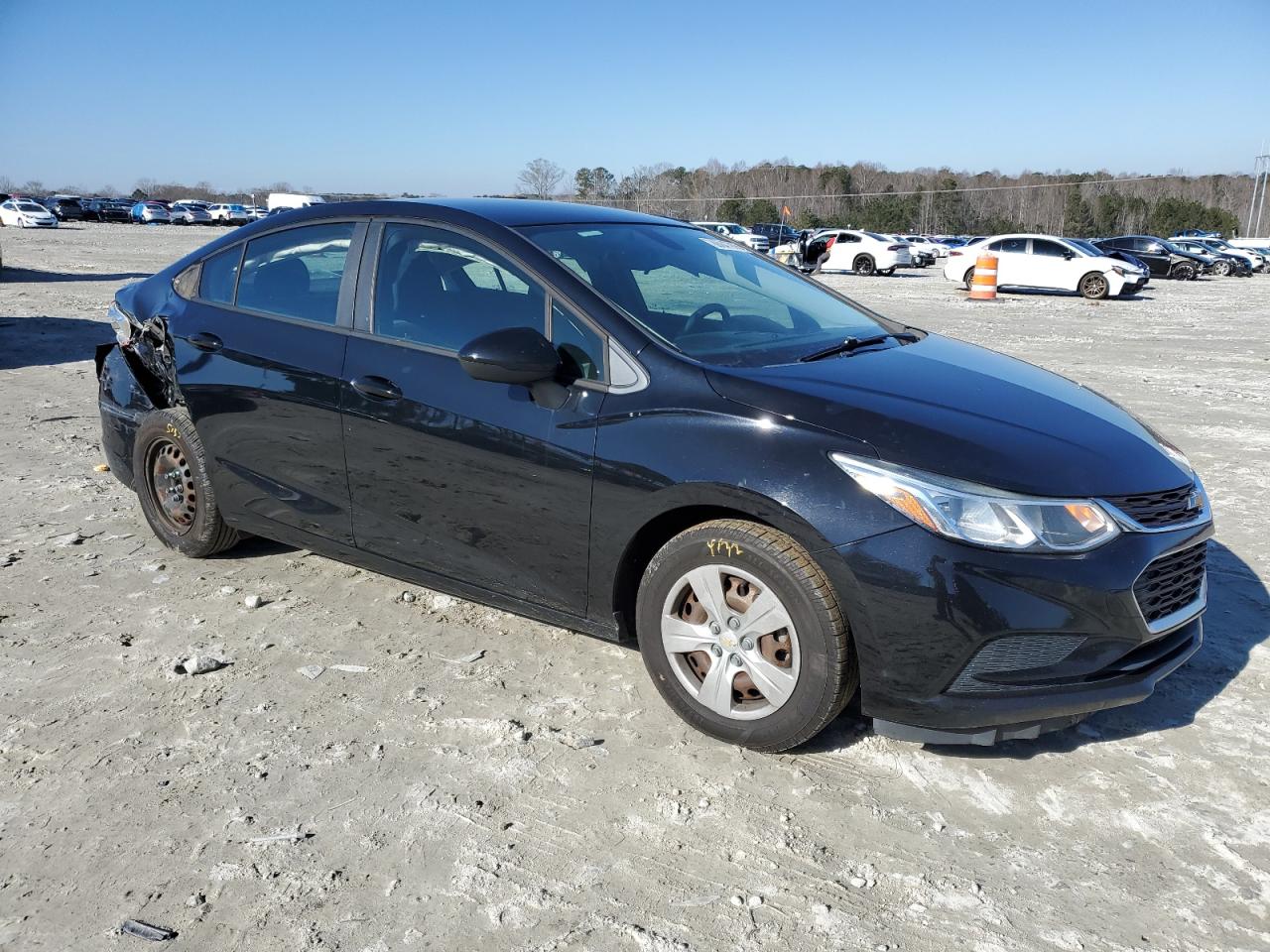 2017 Chevrolet Cruze - Image 4