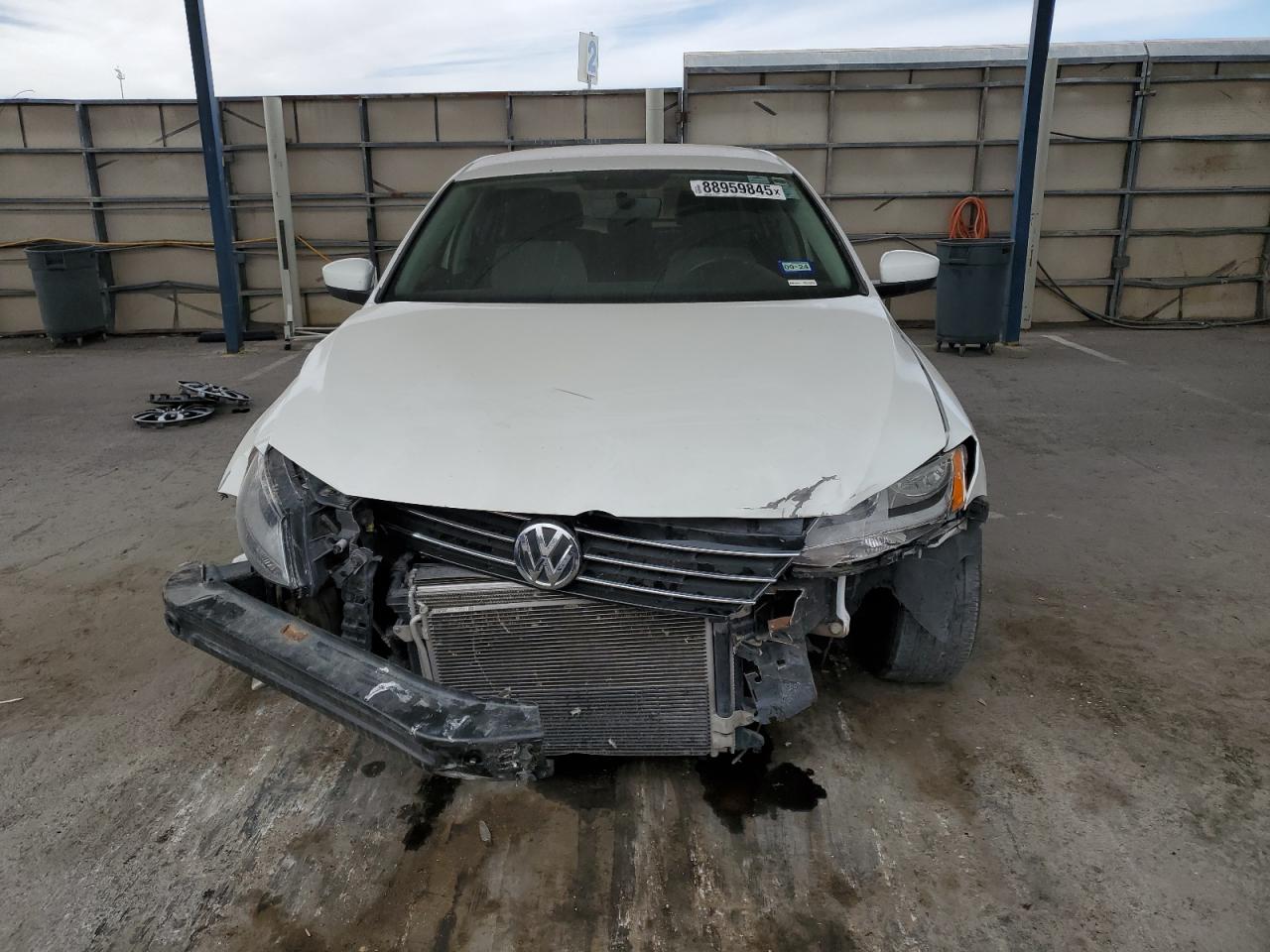 2017 Volkswagen Jetta - Image 5