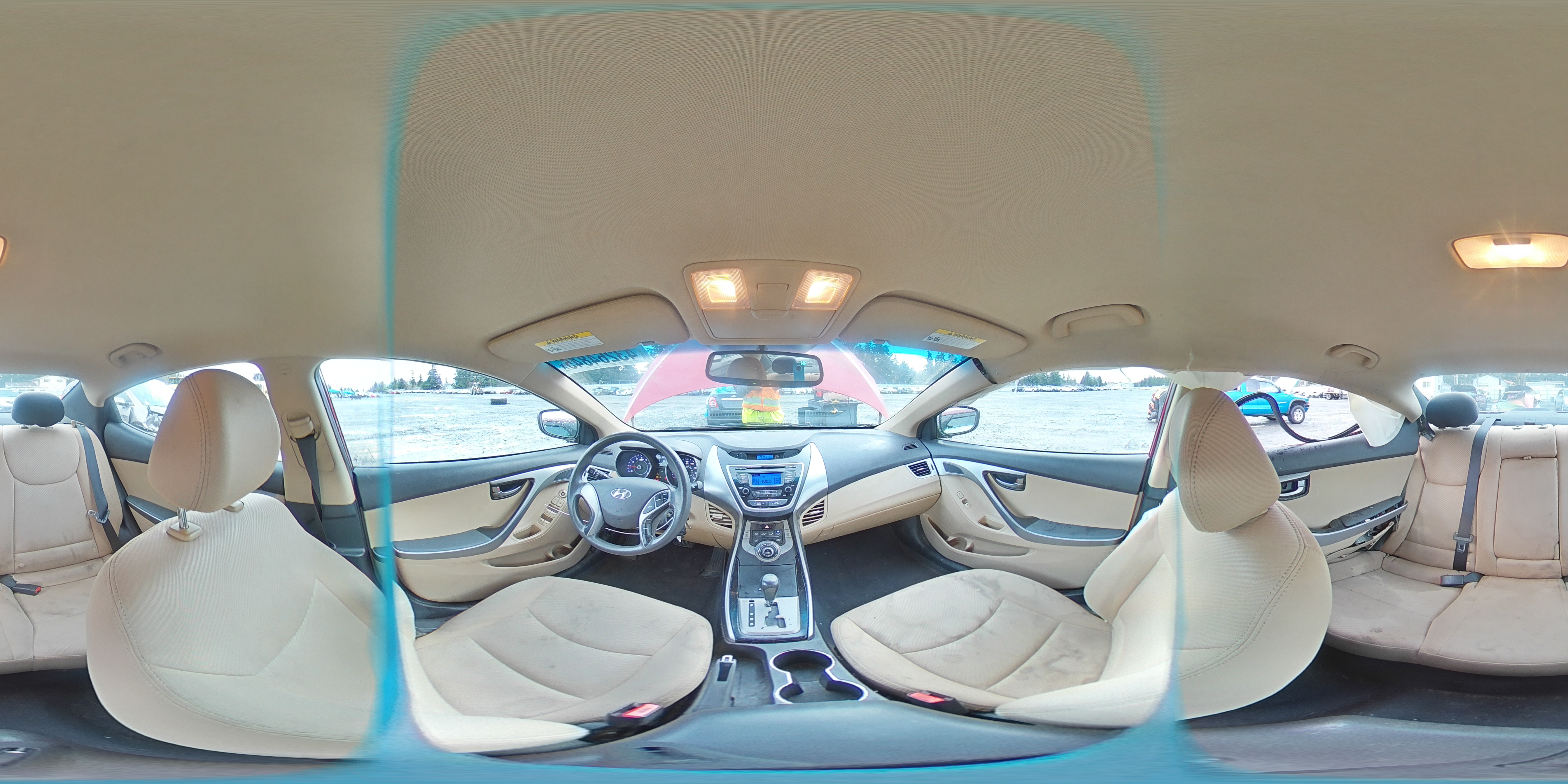 2013 Hyundai Elantra - Image 13