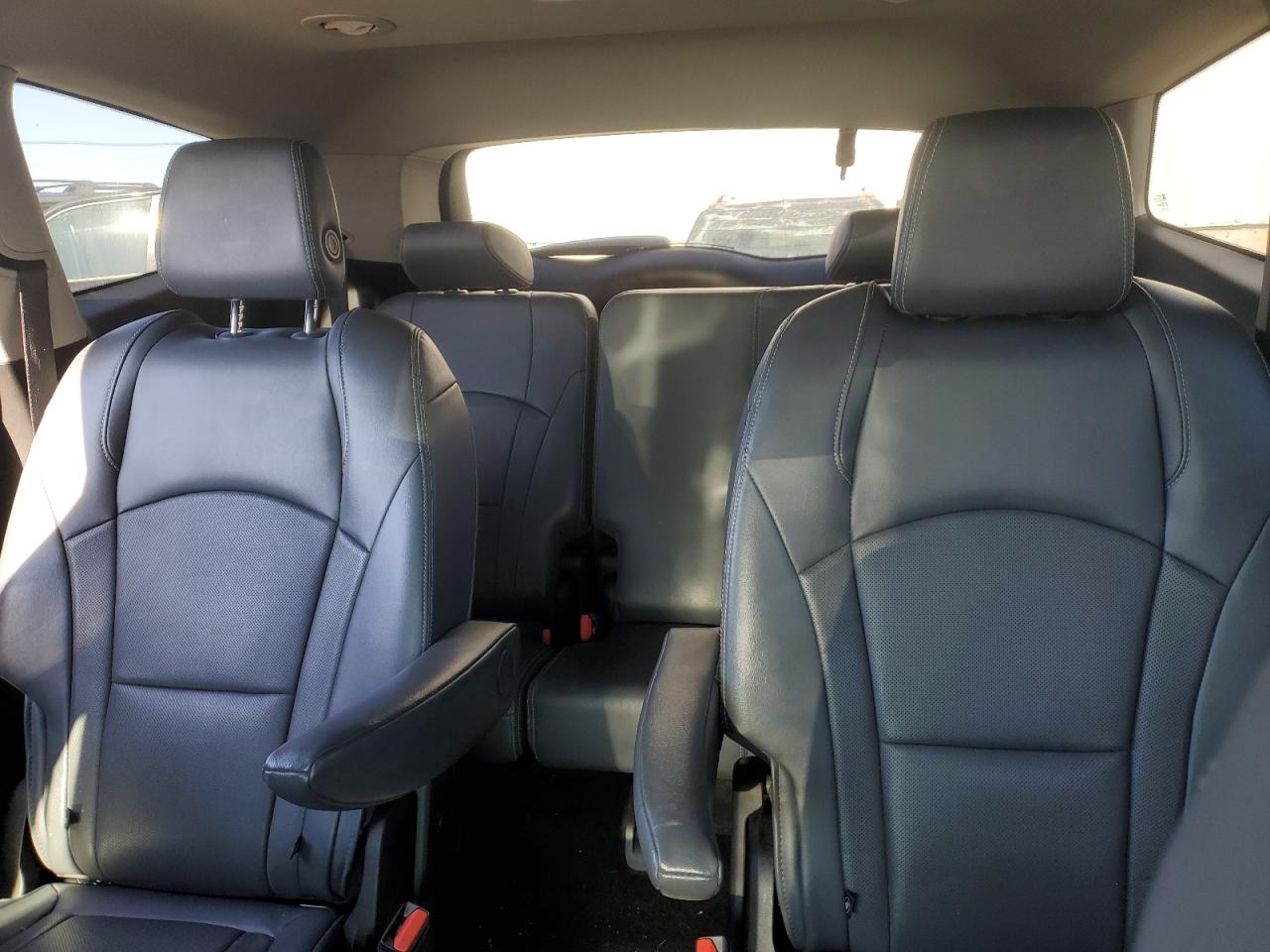 2018 Buick Enclave - Image 10