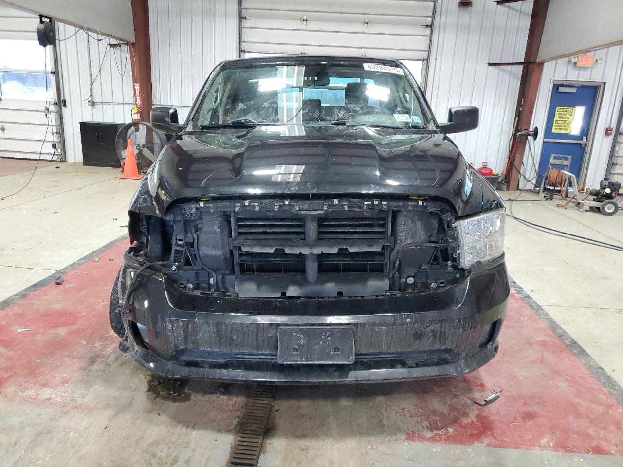 2016 RAM 1500 - Image 5
