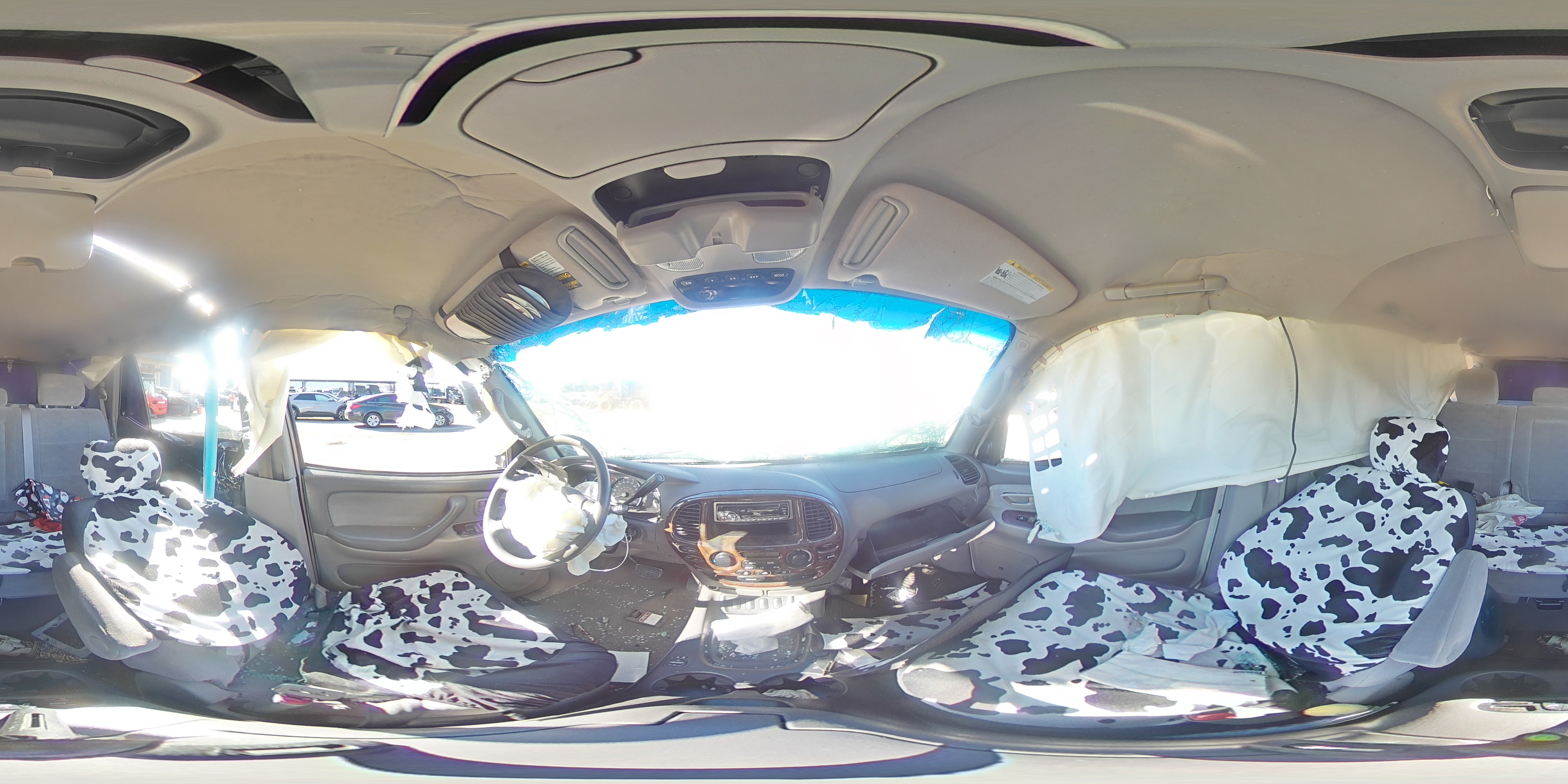 2005 Toyota Sequoia - Image 13