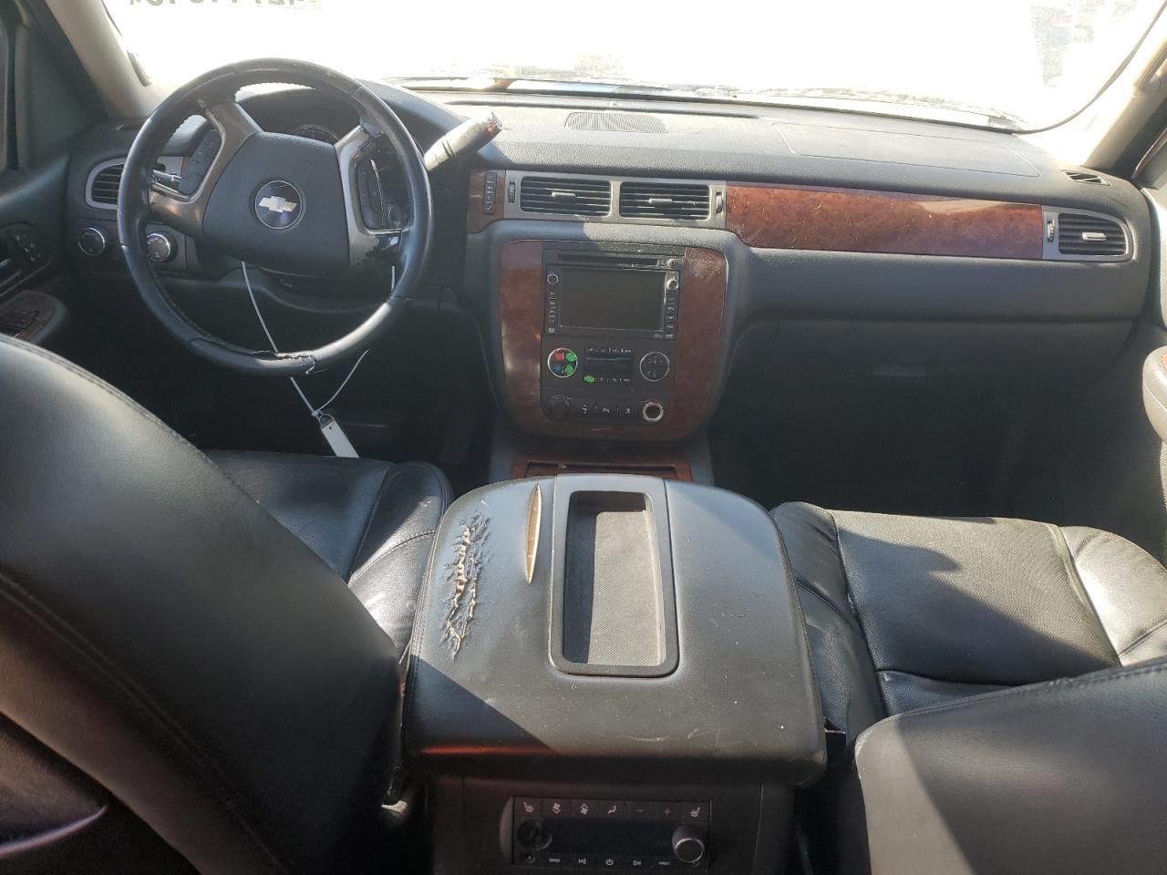 2009 Chevrolet Tahoe - Image 8