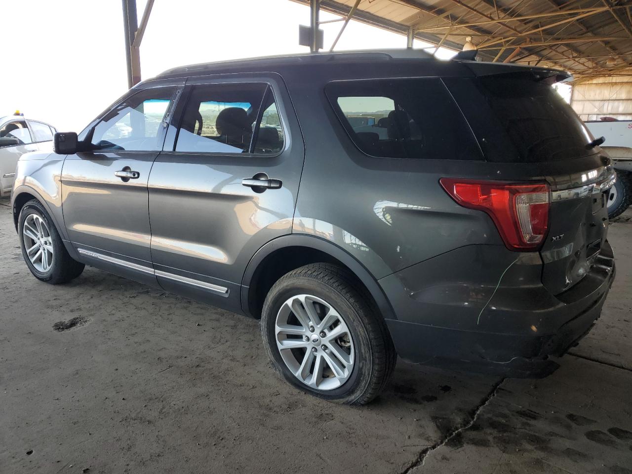 2017 Ford Explorer - Image 2