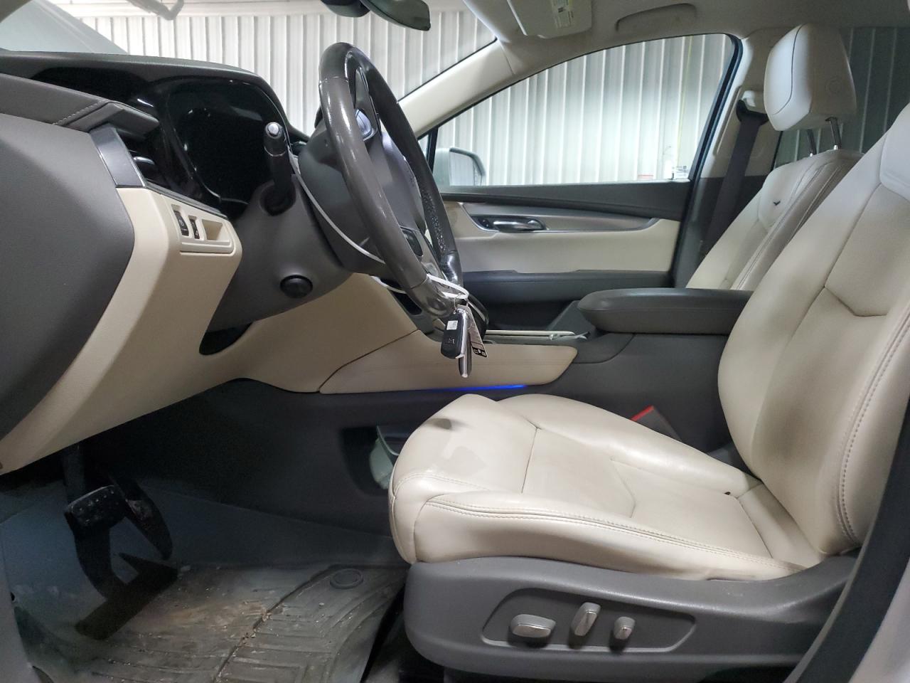 2019 Cadillac XT5 - Image 7
