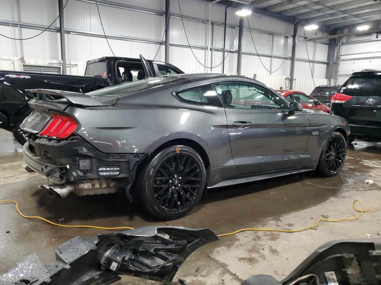 2019 Ford Mustang - Image 3
