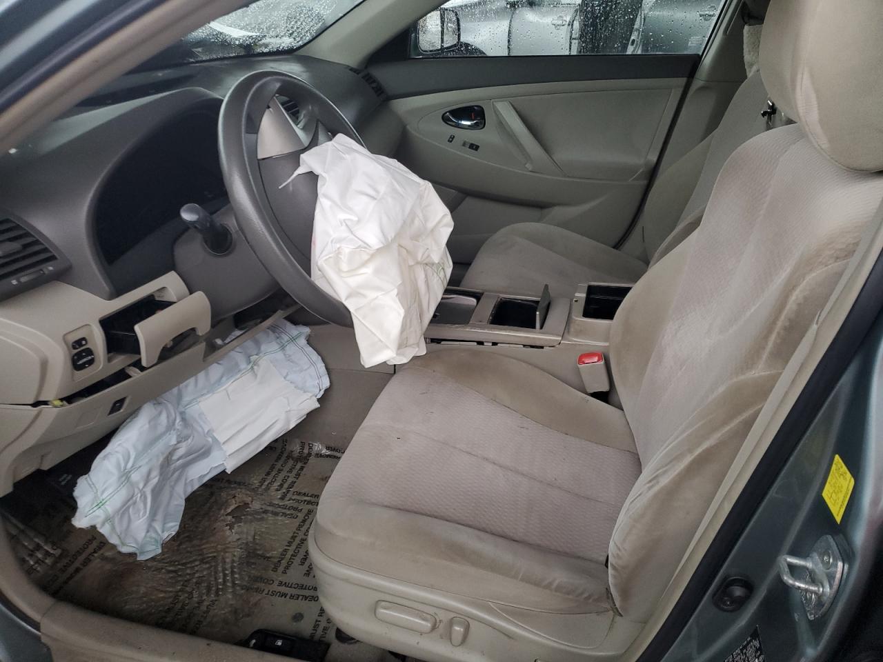 2011 Toyota Camry - Image 7