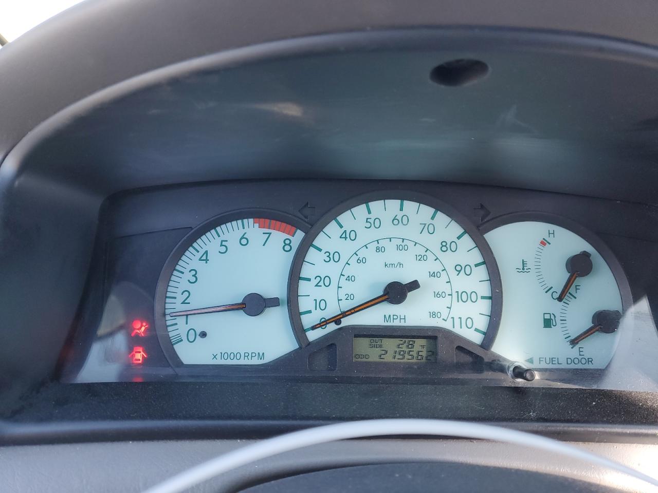 2004 Toyota Corolla - Image 9