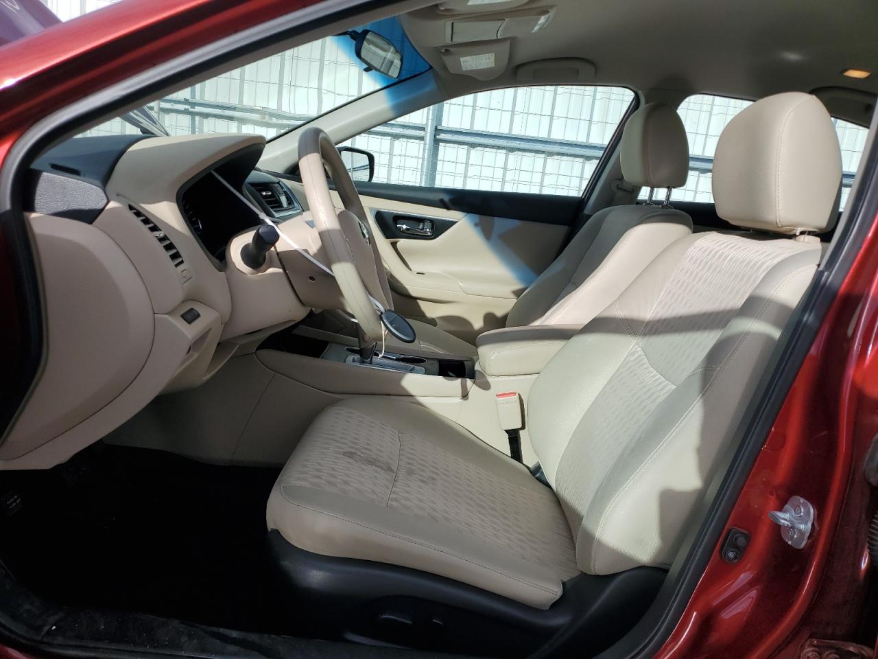 2016 Nissan Altima - Image 7