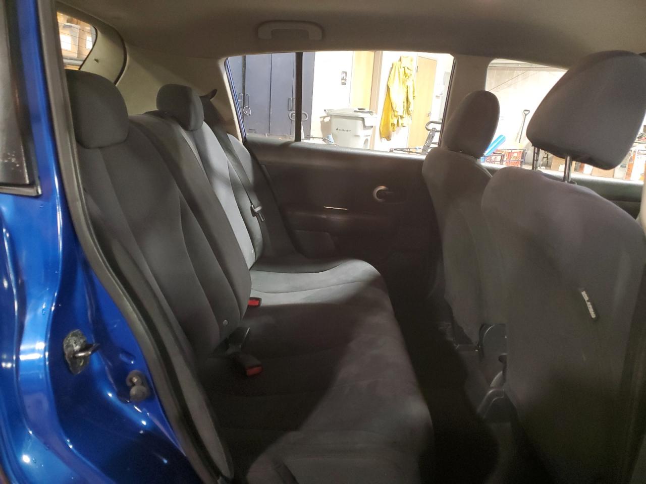 2009 Nissan Versa - Image 10
