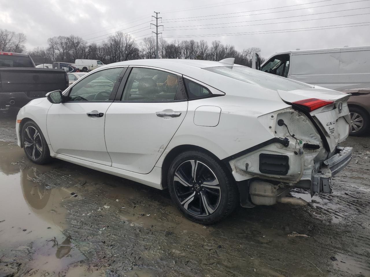 2018 Honda Civic - Image 2