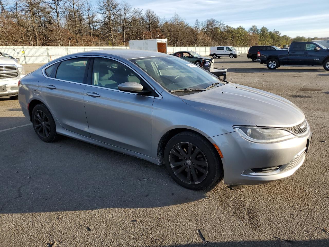 VIN 1C3CCCAB1GN149704 2016 CHRYSLER 200 no.4