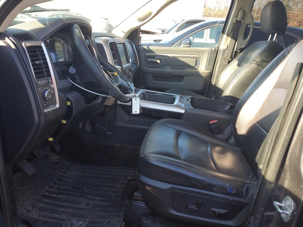 2017 RAM 1500 - Image 7