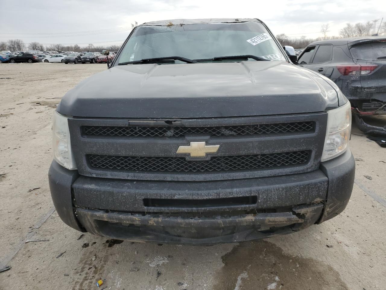 2009 Chevrolet Silverado - Image 5