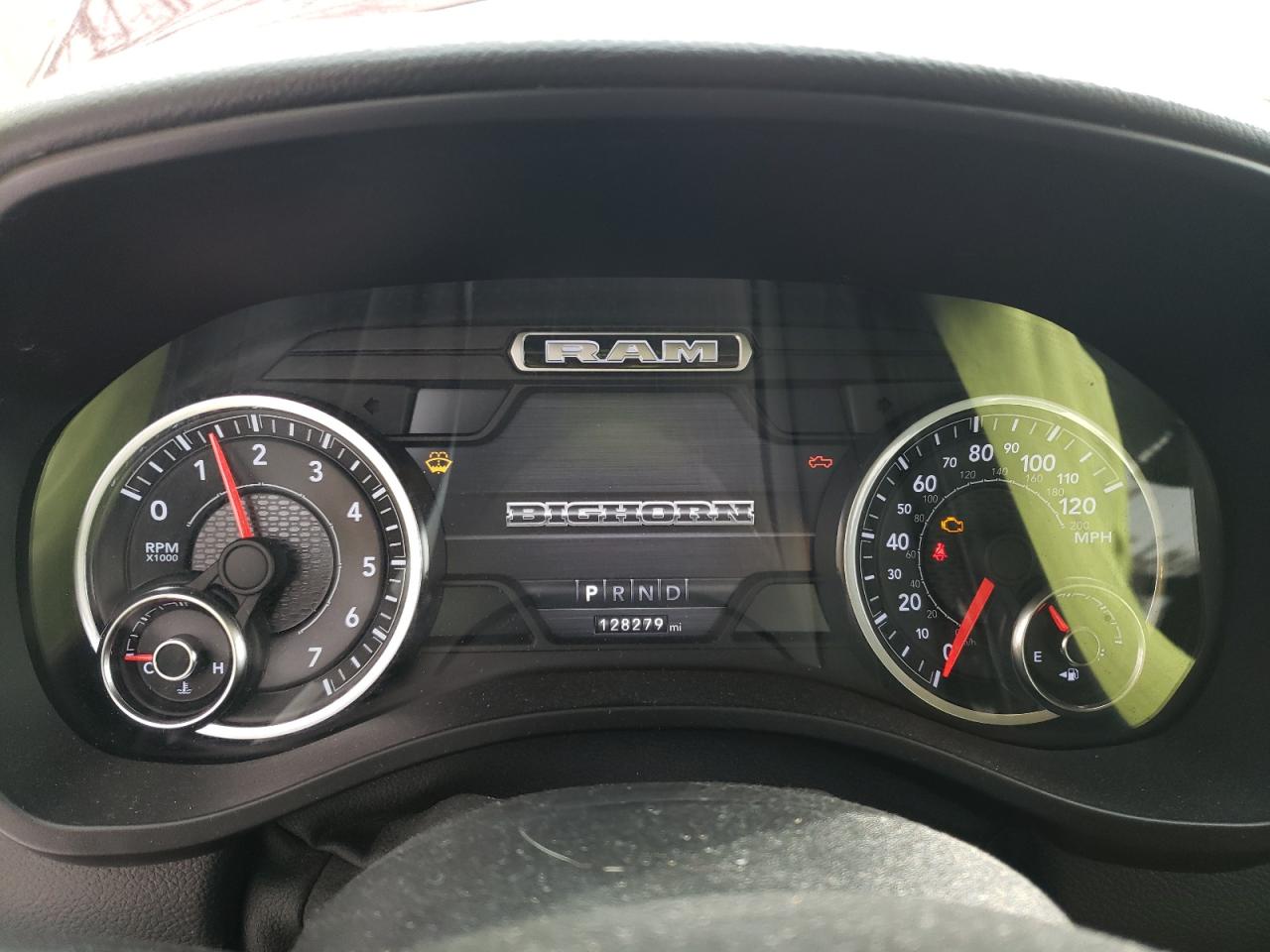 2019 RAM 1500 - Image 9