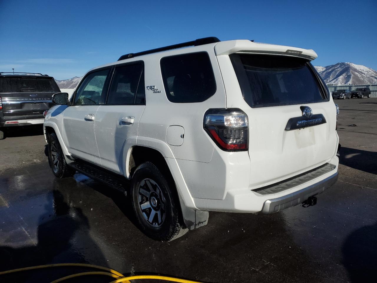2022 Toyota 4Runner - Image 2