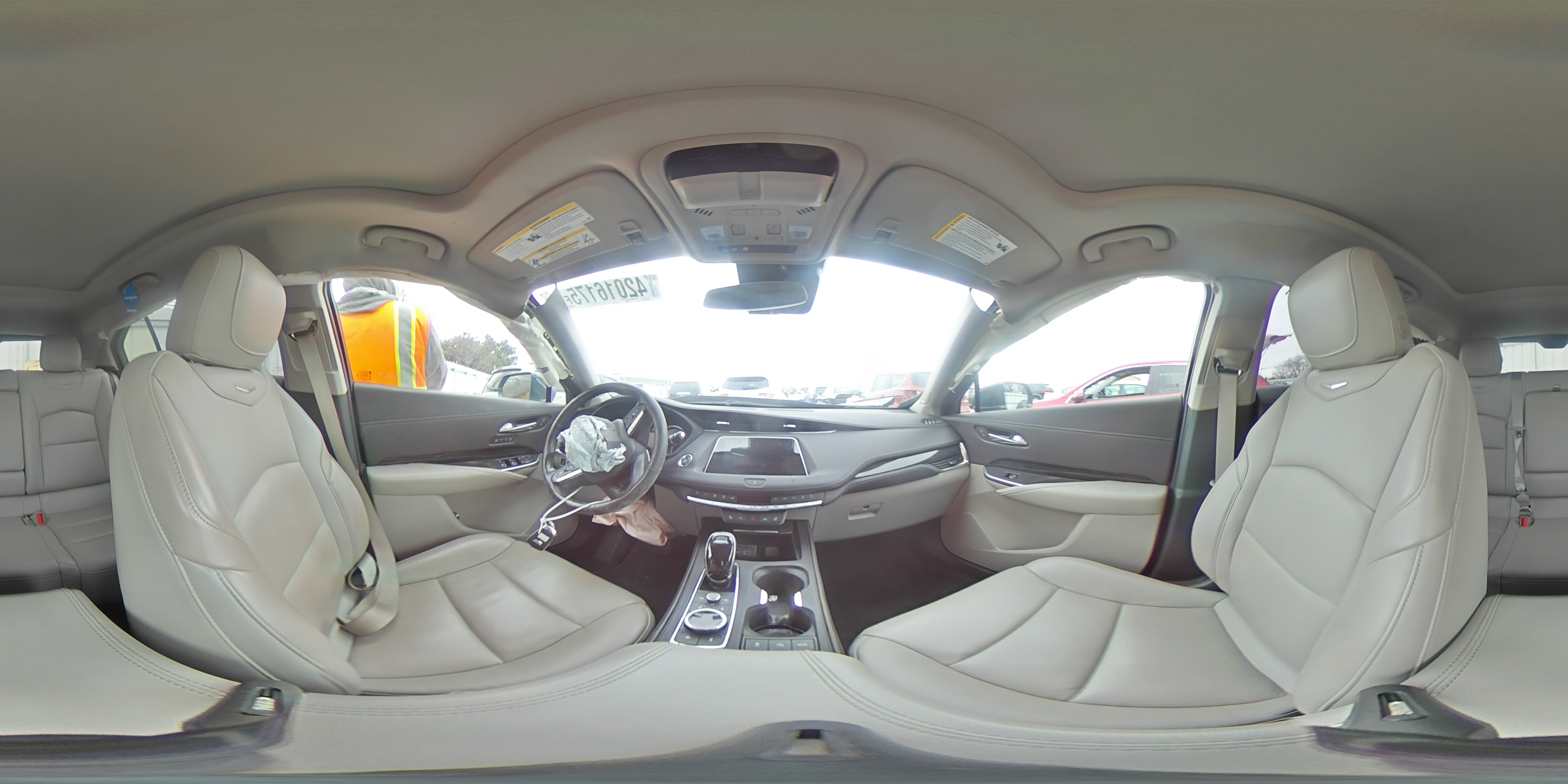 2021 Cadillac XT4 - Image 13