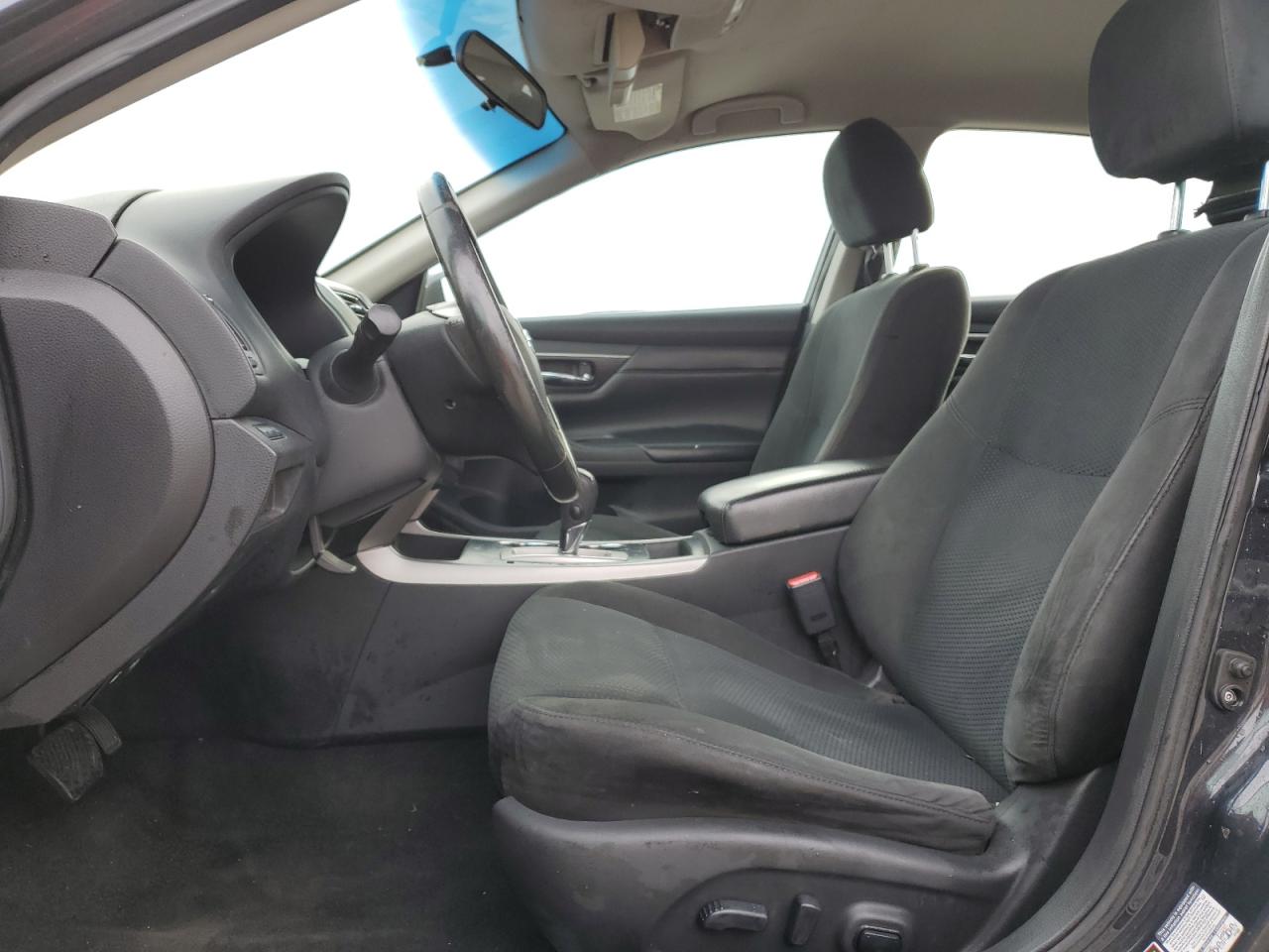 2015 Nissan Altima - Image 7