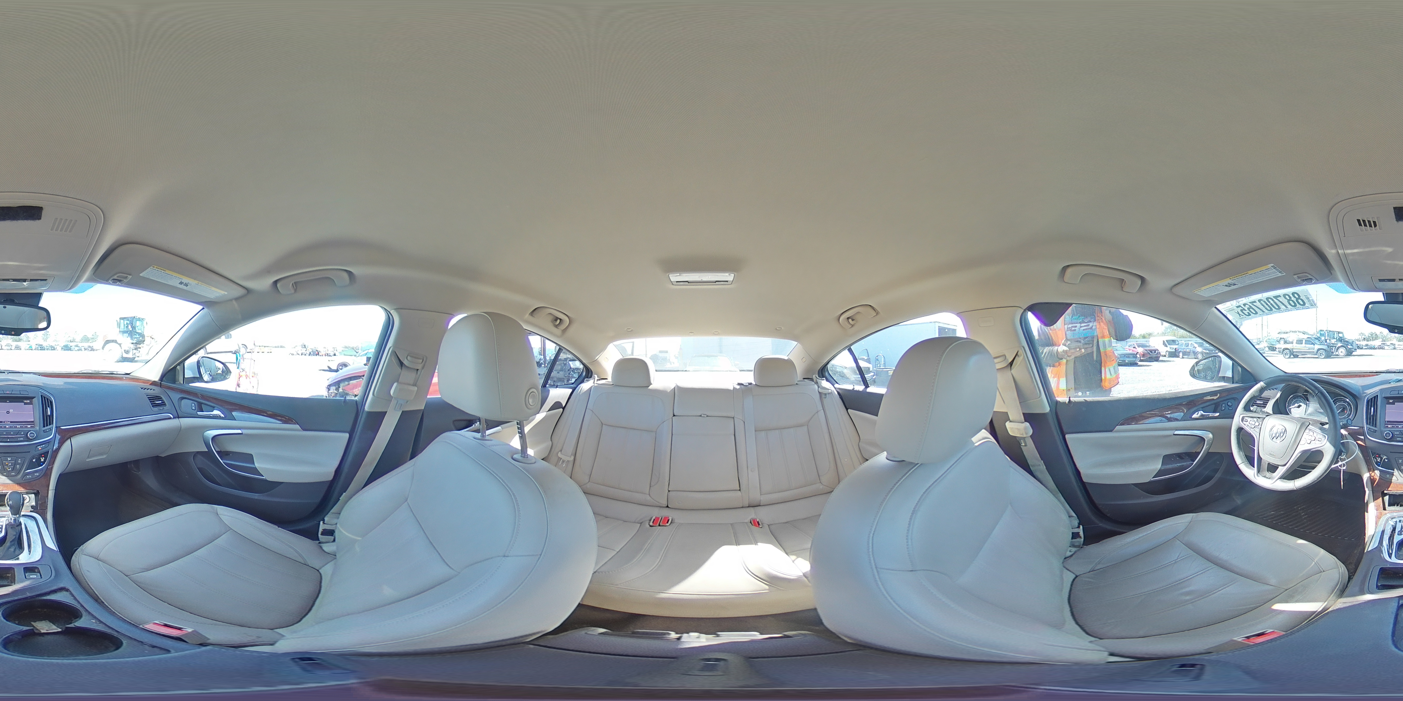 2016 Buick Regal - Image 14