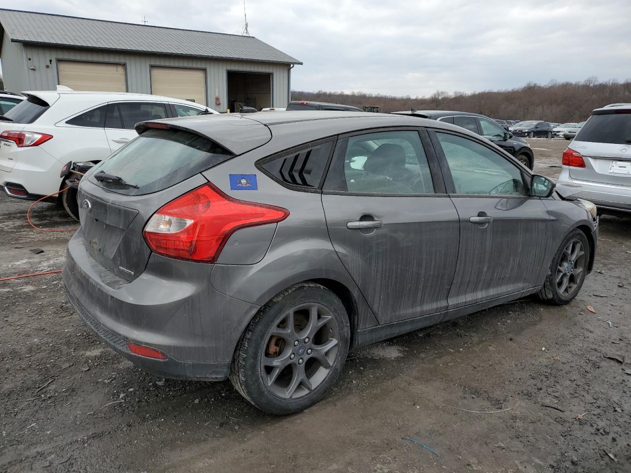 VIN 1FADP3K23DL213581 2013 FORD FOCUS no.3