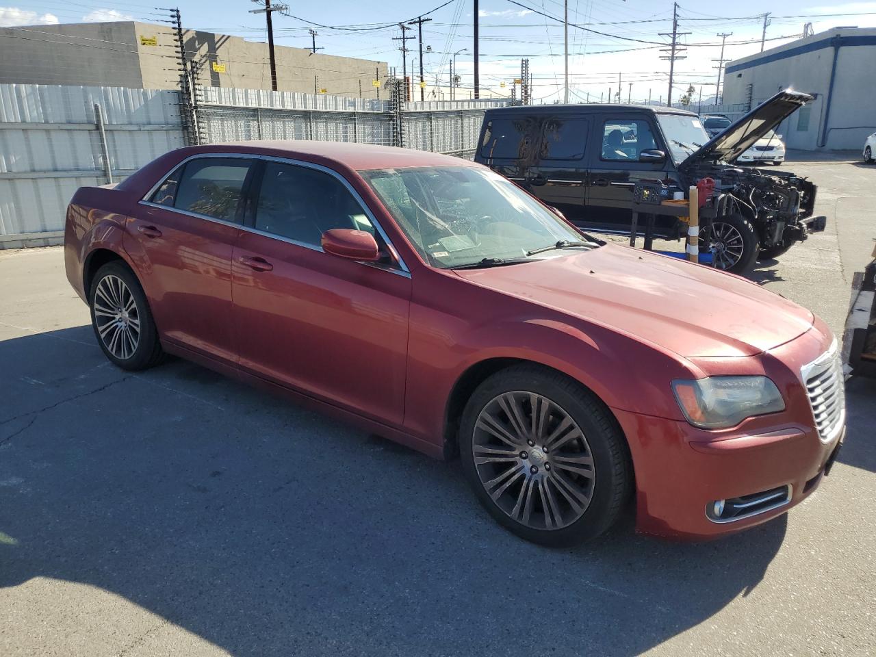 VIN 2C3CCABG1DH565867 2013 CHRYSLER 300 no.4