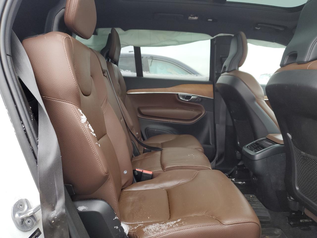 2023 Volvo XC90 - Image 11
