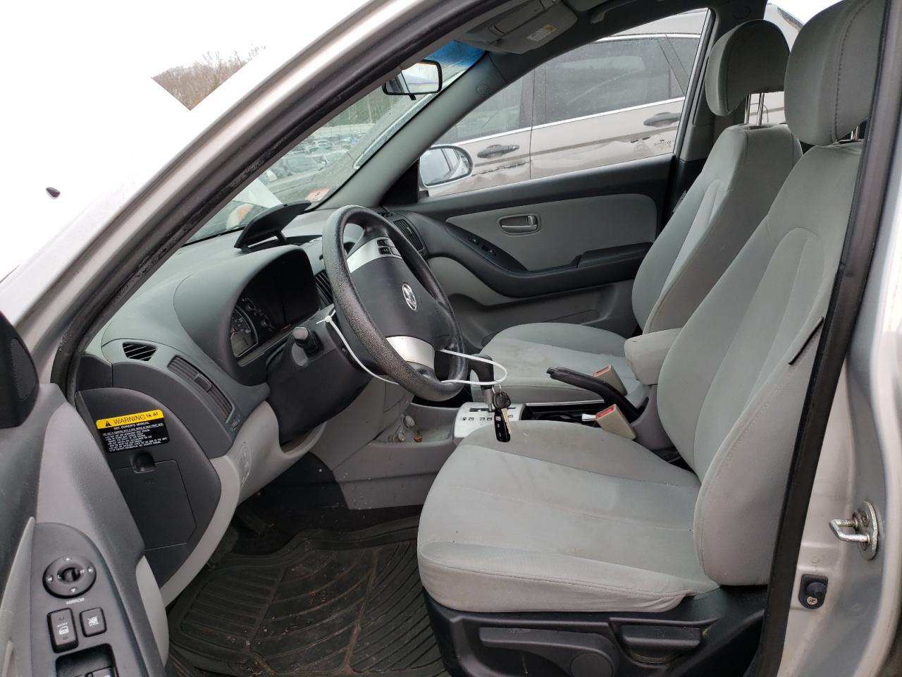 2008 Hyundai Elantra - Image 7