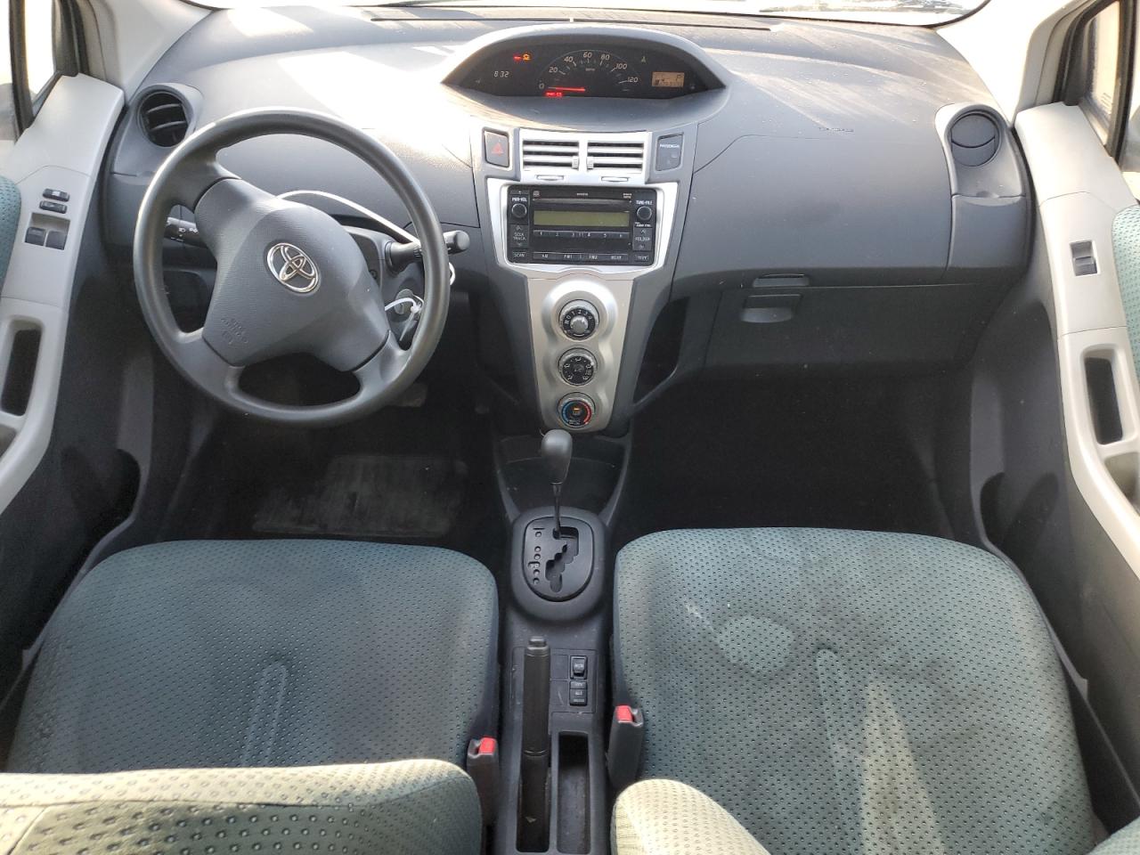2008 Toyota Yaris - Image 8