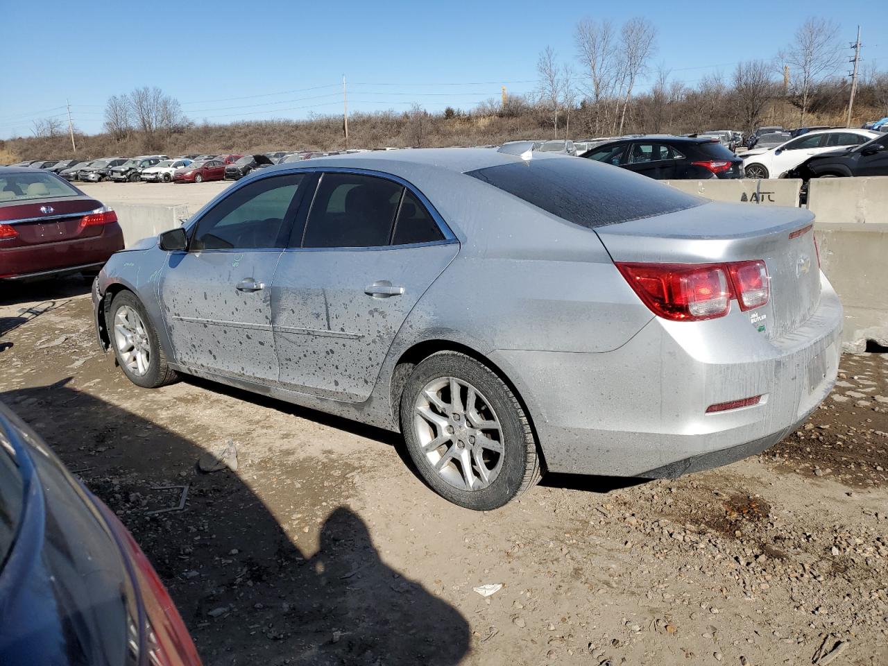 2016 Chevrolet Malibu - Image 2