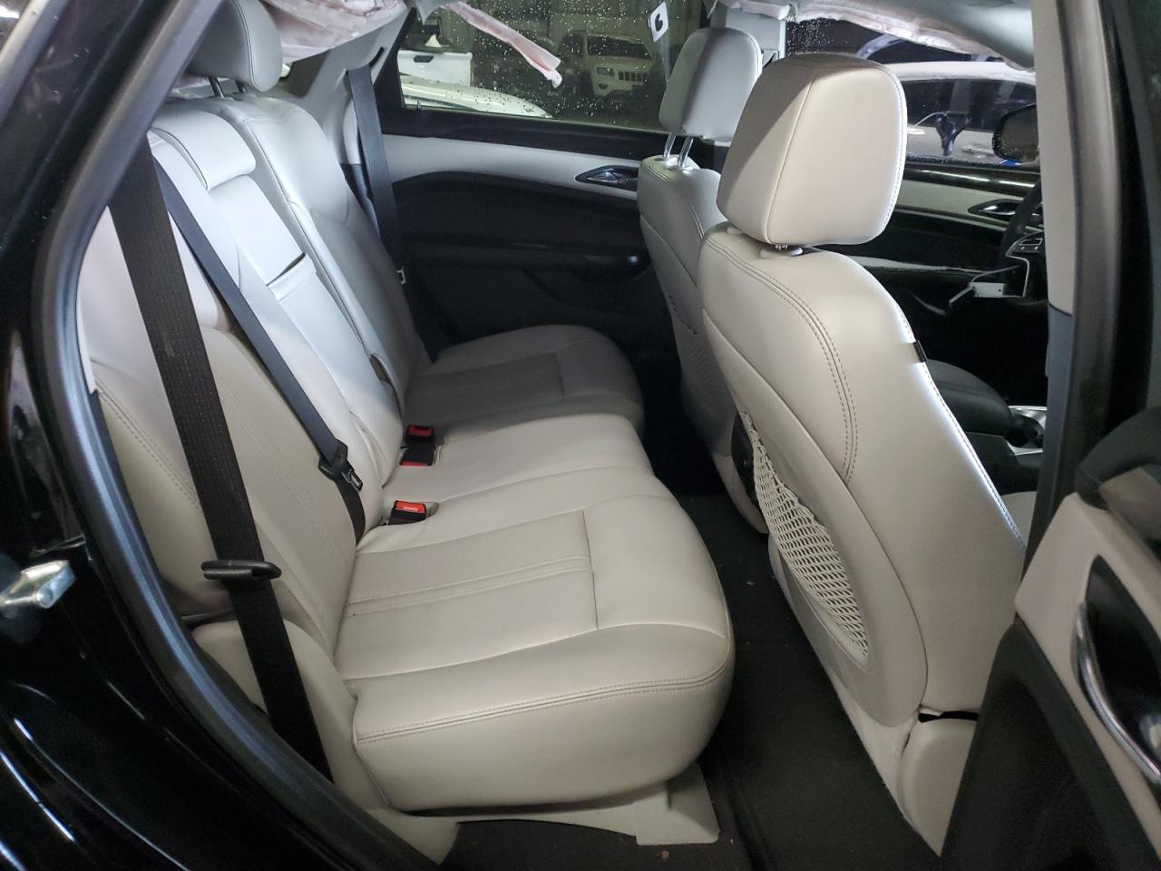 2015 Cadillac SRX - Image 10