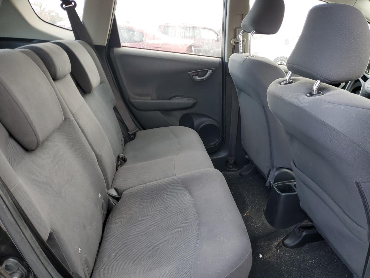 2013 Honda Fit - Image 10