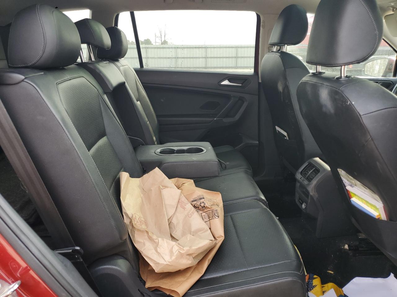 2020 Volkswagen Tiguan - Image 11