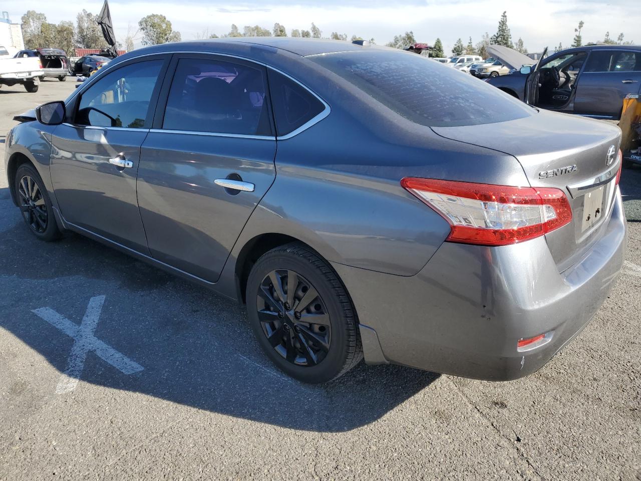 2015 Nissan Sentra - Image 2