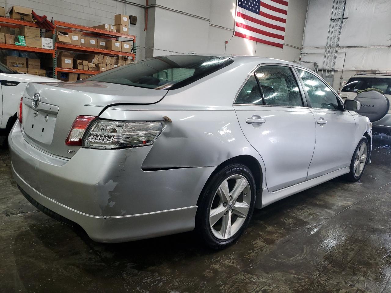 2010 Toyota Camry - Image 3