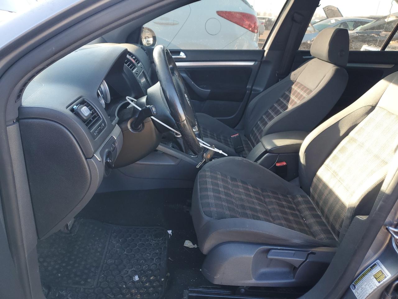 2009 Volkswagen GTI - Image 7