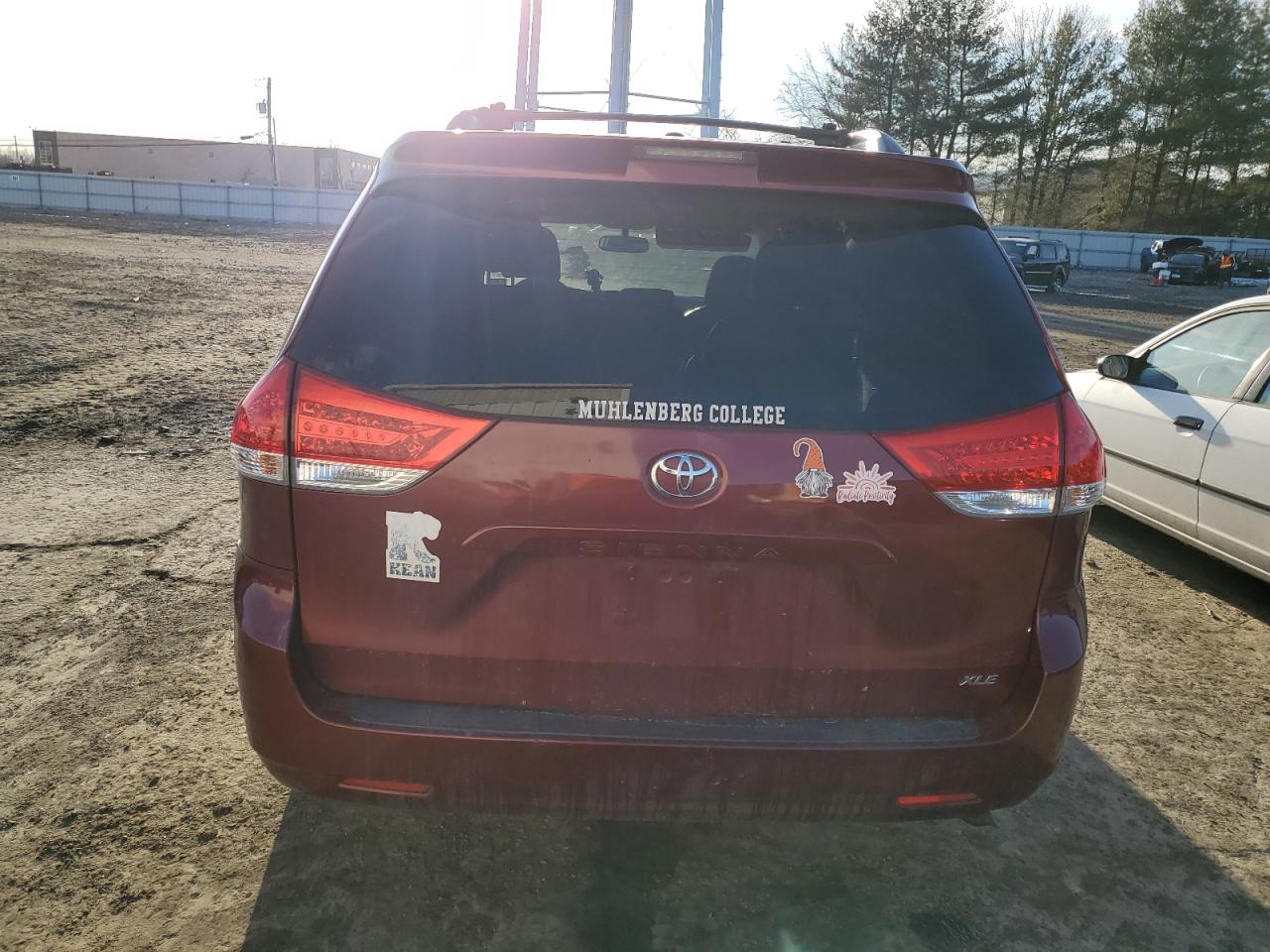 2011 Toyota Sienna - Image 6