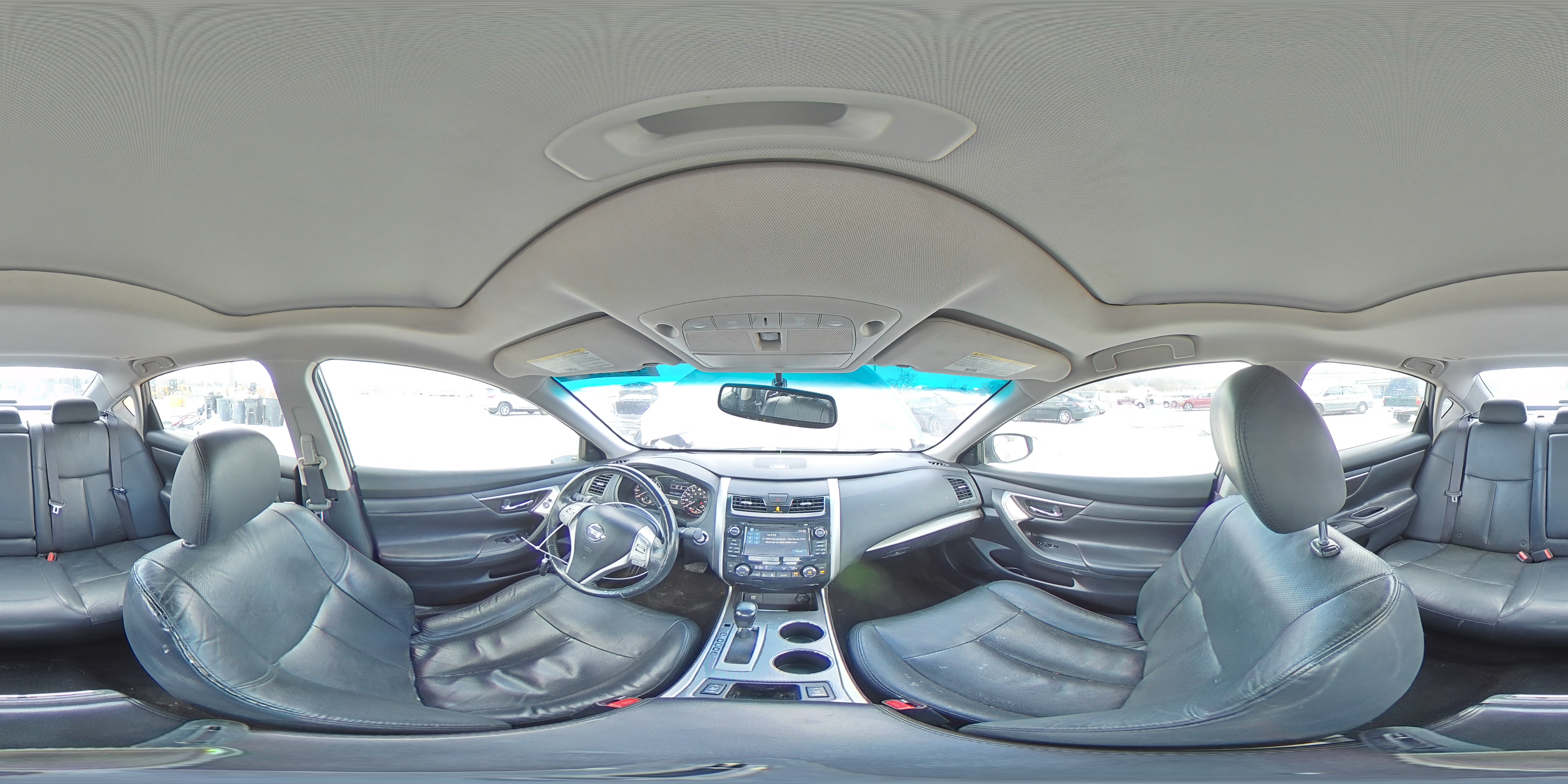 2015 Nissan Altima - Image 13