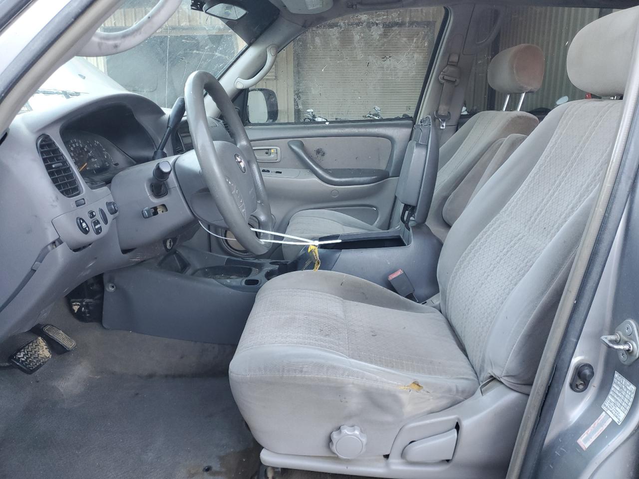 2004 Toyota Tundra - Image 7