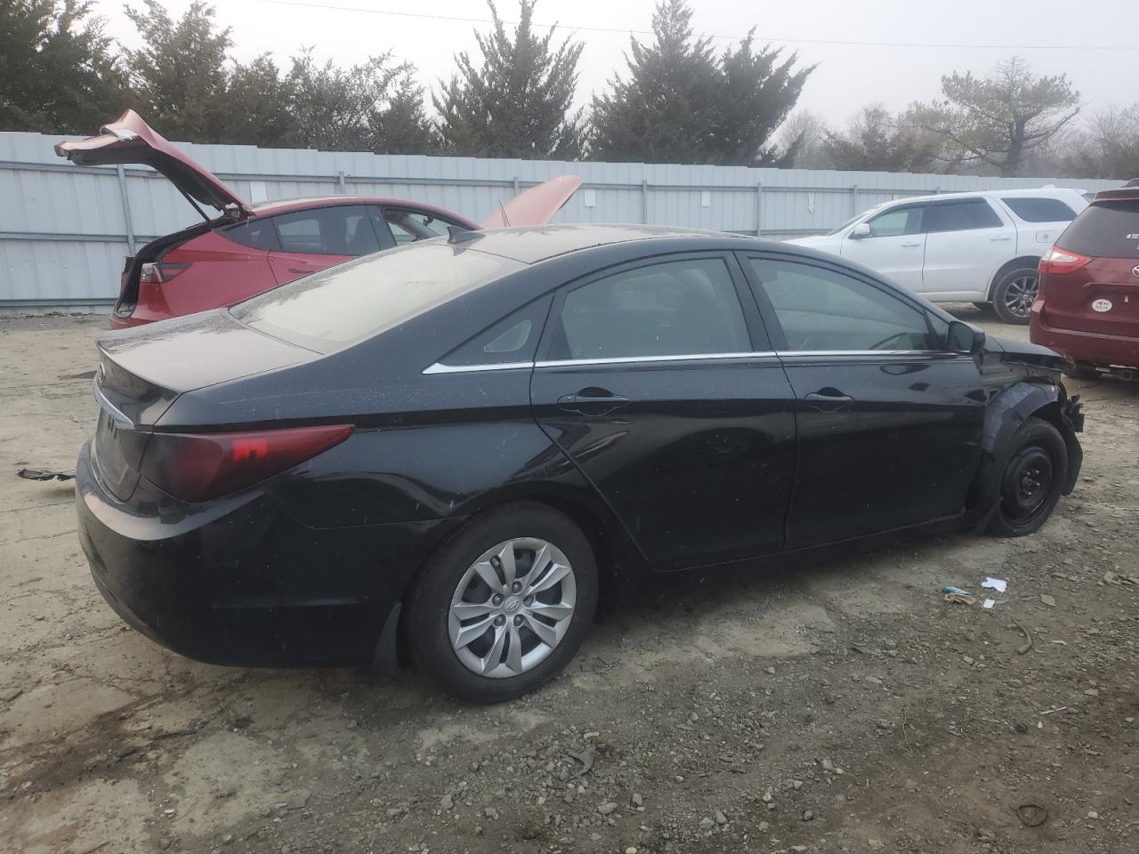 2012 Hyundai Sonata - Image 3