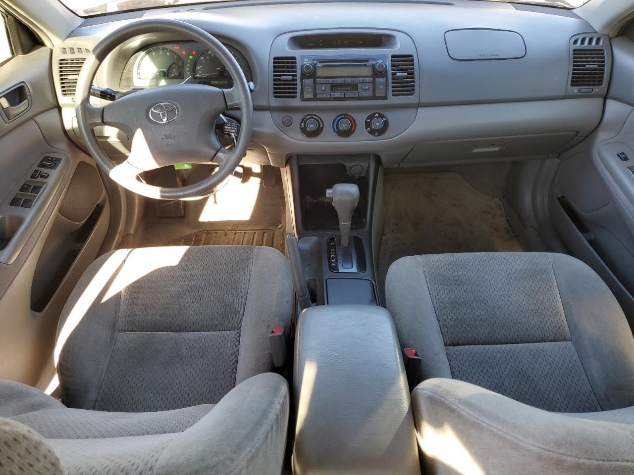 2003 Toyota Camry - Image 8