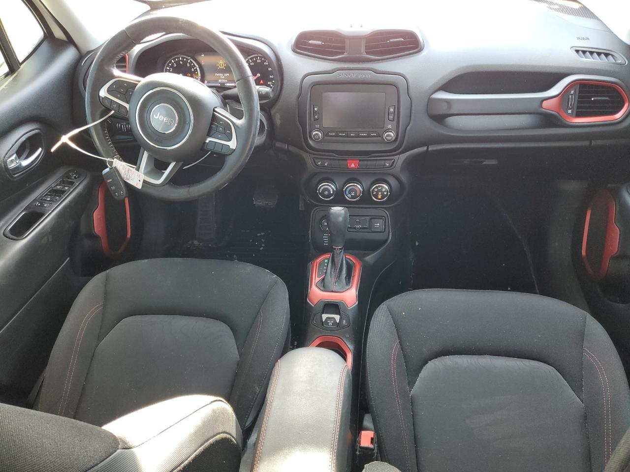 2017 Jeep Renegade - Image 8