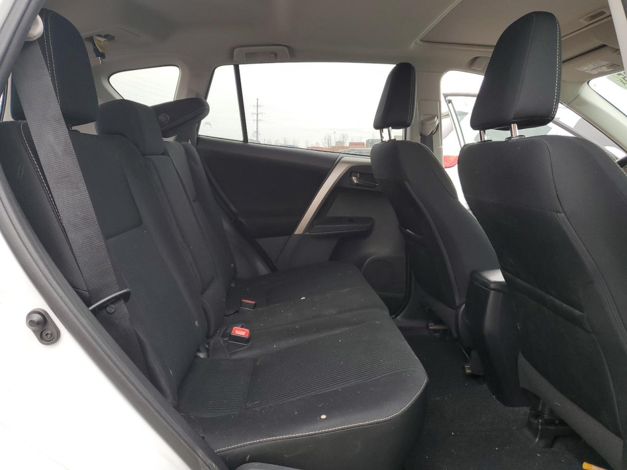 2014 Toyota RAV 4 - Image 11