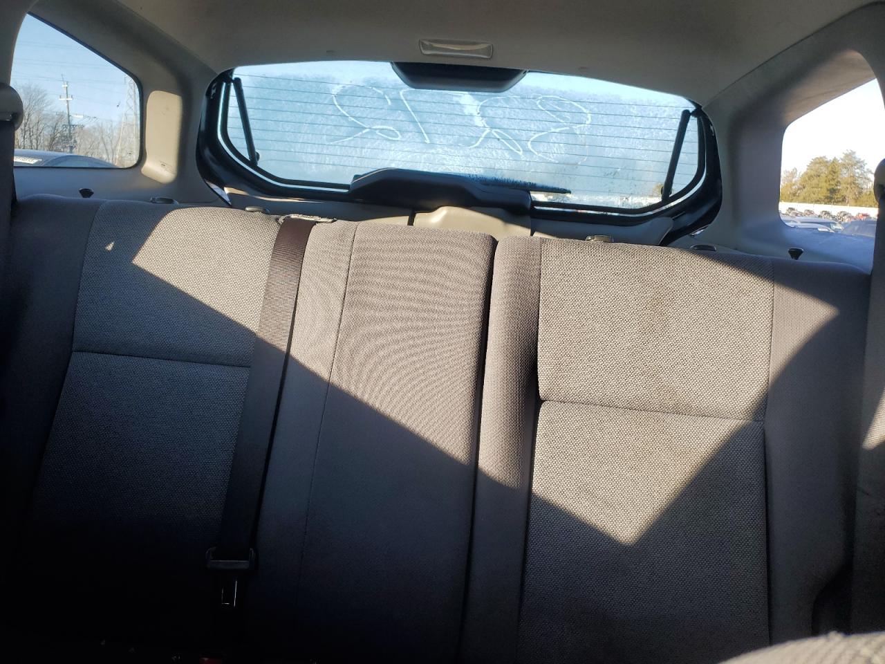 2004 Toyota Corolla - Image 10