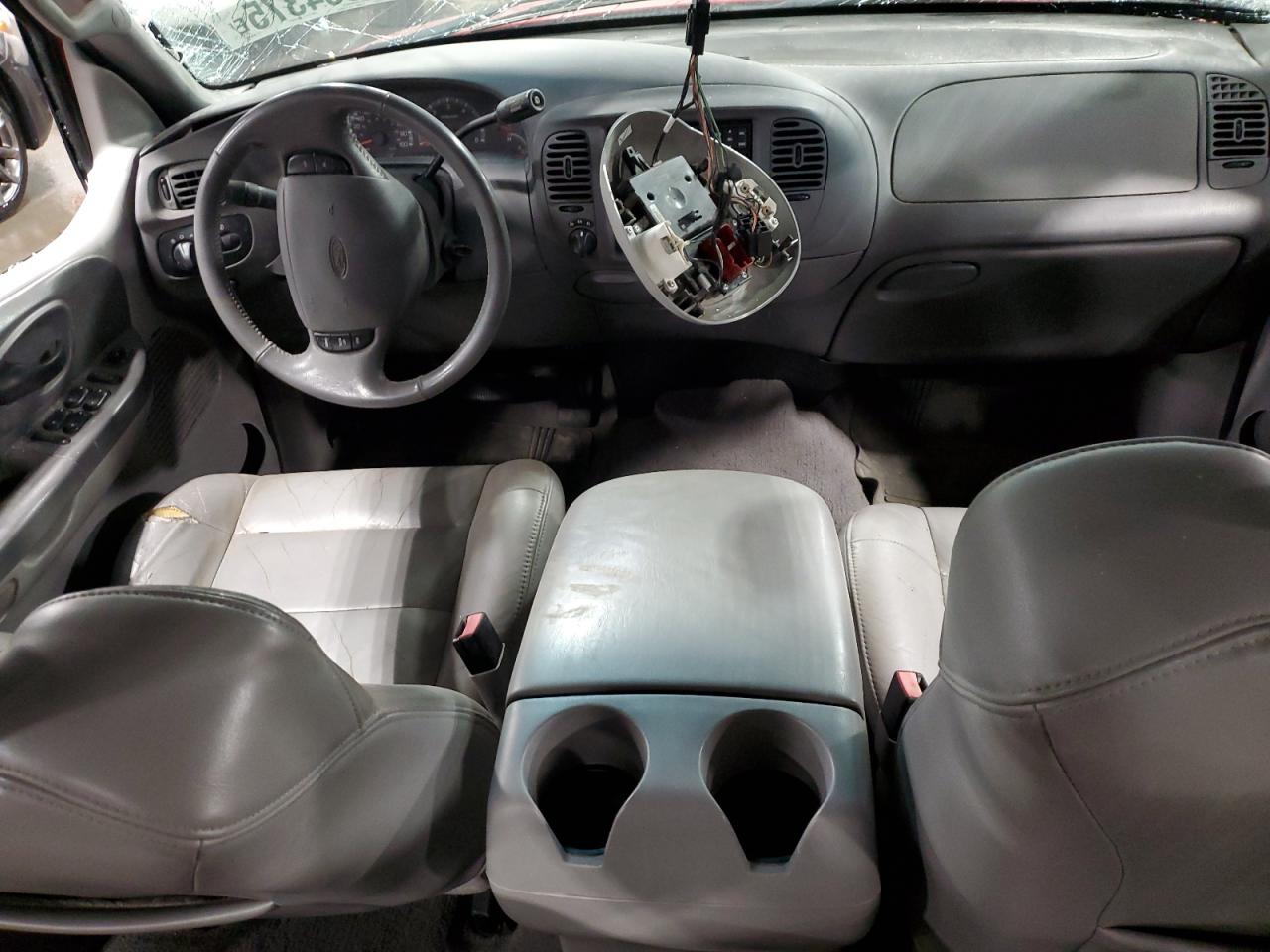 2002 Ford F-150 - Image 8